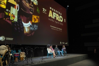 Realizadores hablando de sus obras en la 7.a muestra afro 2022.